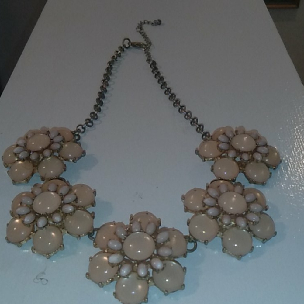 Pink flower necklace